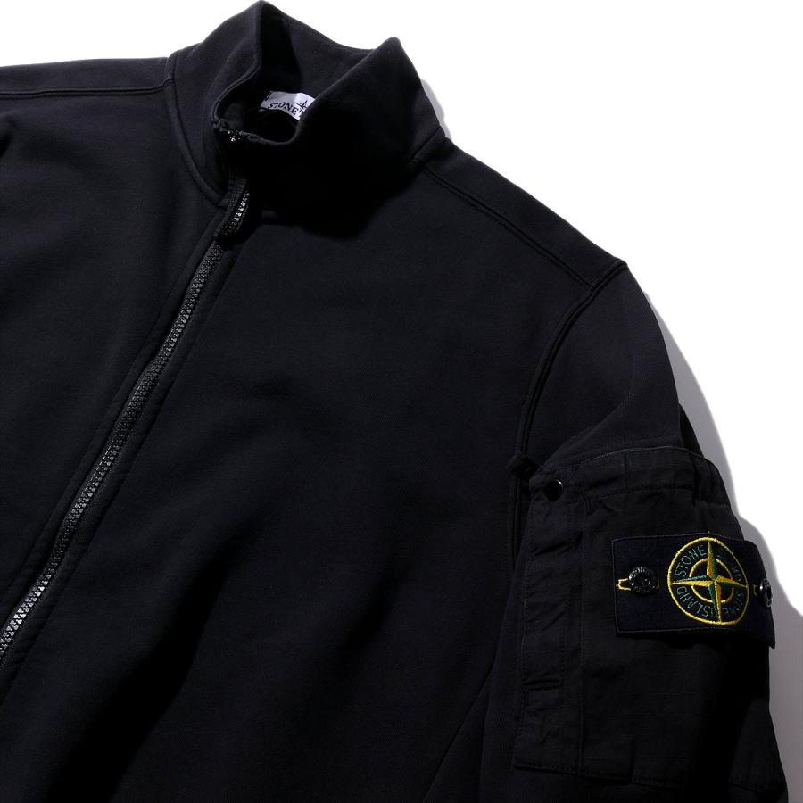 ストーンアイランド ユーティリティーポケット付きトラックジャケット 6100018 V0029ブラック STONE ISLAND スウェット  メンズ ブランド  2026SS 2026年春夏の画像