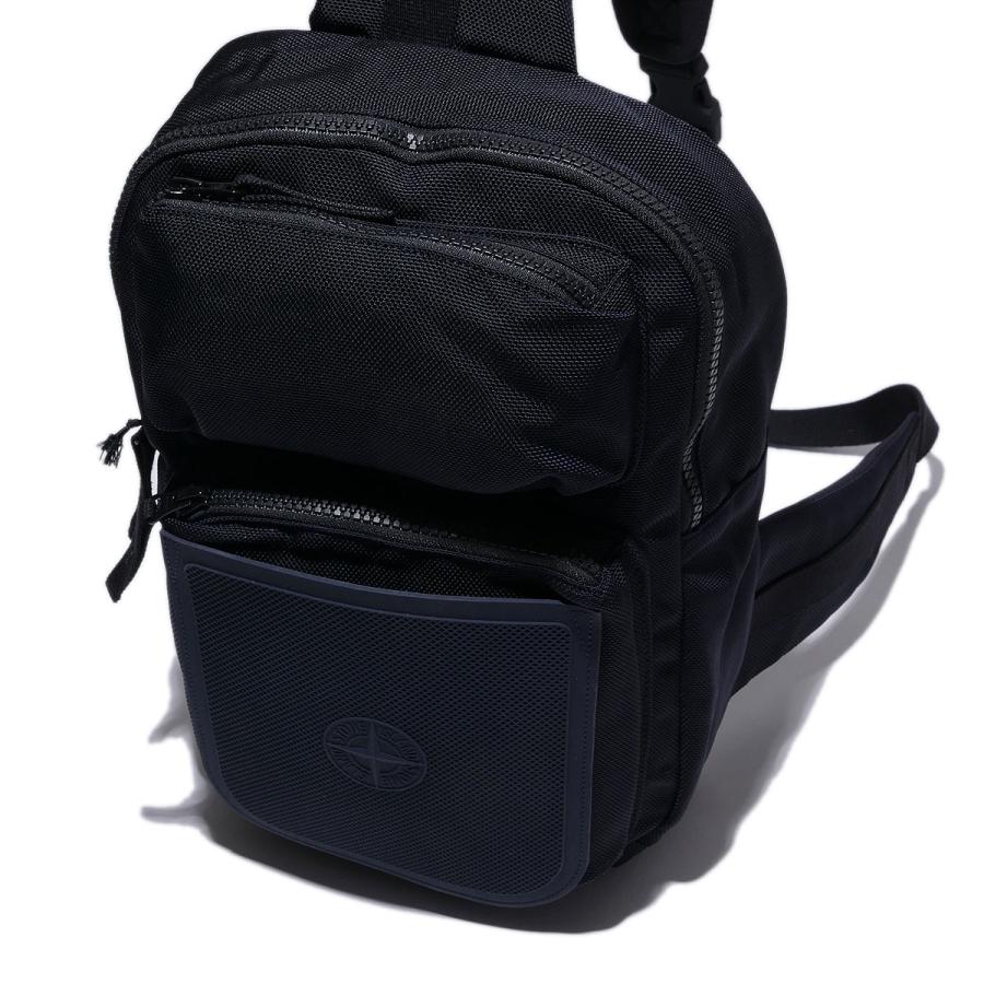ストーンアイランド スリングバッグ  STONE ISLAND 9200030 V0020ネイビー NYLON PANAMA メンズ ブランド ボディバッグ 2026SS 2026年春夏の画像