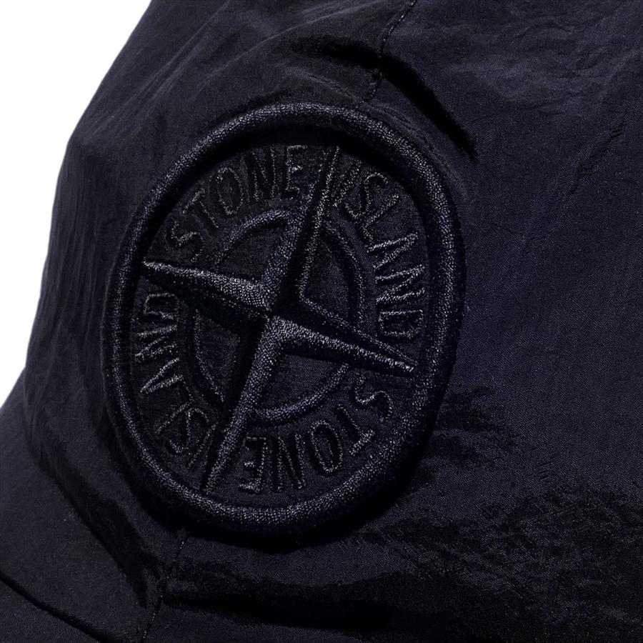 ストーンアイランド ベースボールキャップ 9100011 V0029 ブラック STONE ISLAND メンズ 帽子 NYLON METAL IN ECONYL ブランド 2026SS 2026年春夏の画像
