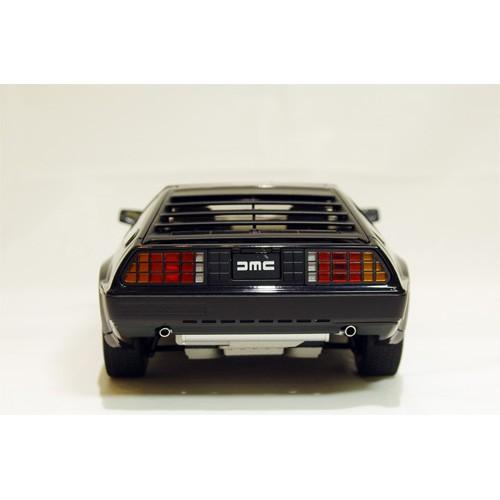 オートアート AUTOART デロリアン DMC-12 ブラック 