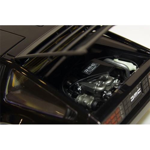 オートアート AUTOART デロリアン DMC-12 ブラック 