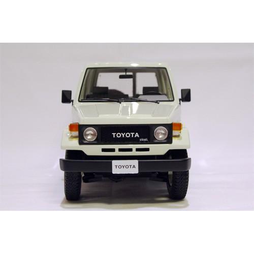 CULT MODEL 1/18 トヨタ ランドクルーザー BJ70 ホワイト ホワイト