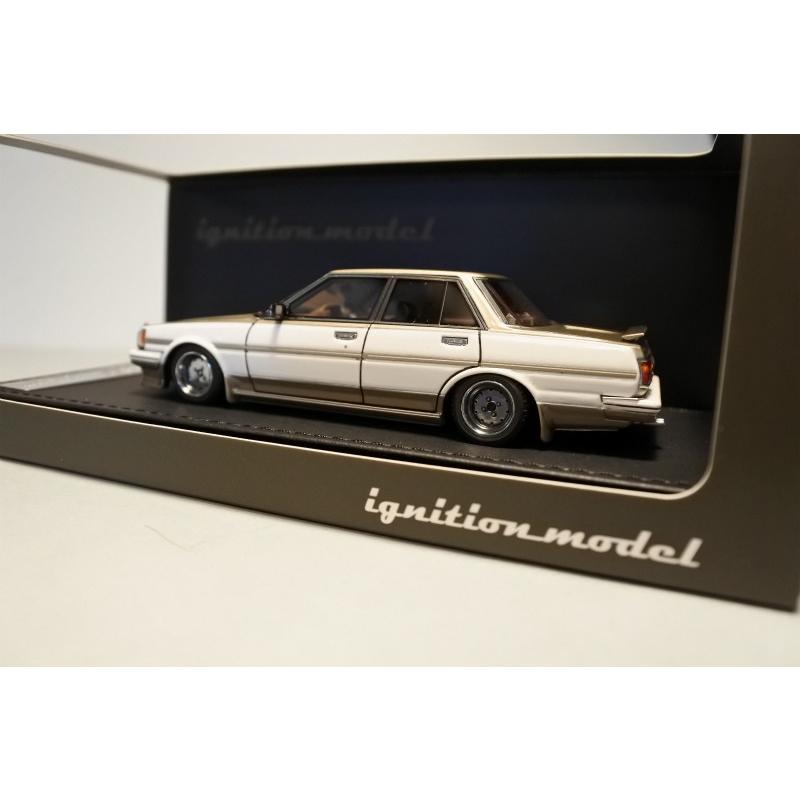 イグニッションモデル　toyota Cresta(GX71) 1/43 1/43 IG Ignition Model Toyota Cresta Super Lucent (GX71) Car