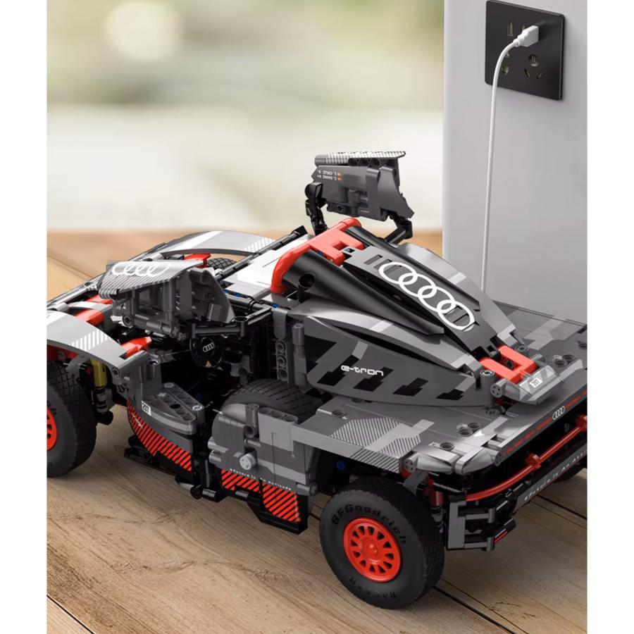即納在庫品 RASTAR アウディ RS Q8 1/14 ブロック ラジコンカー 高精細