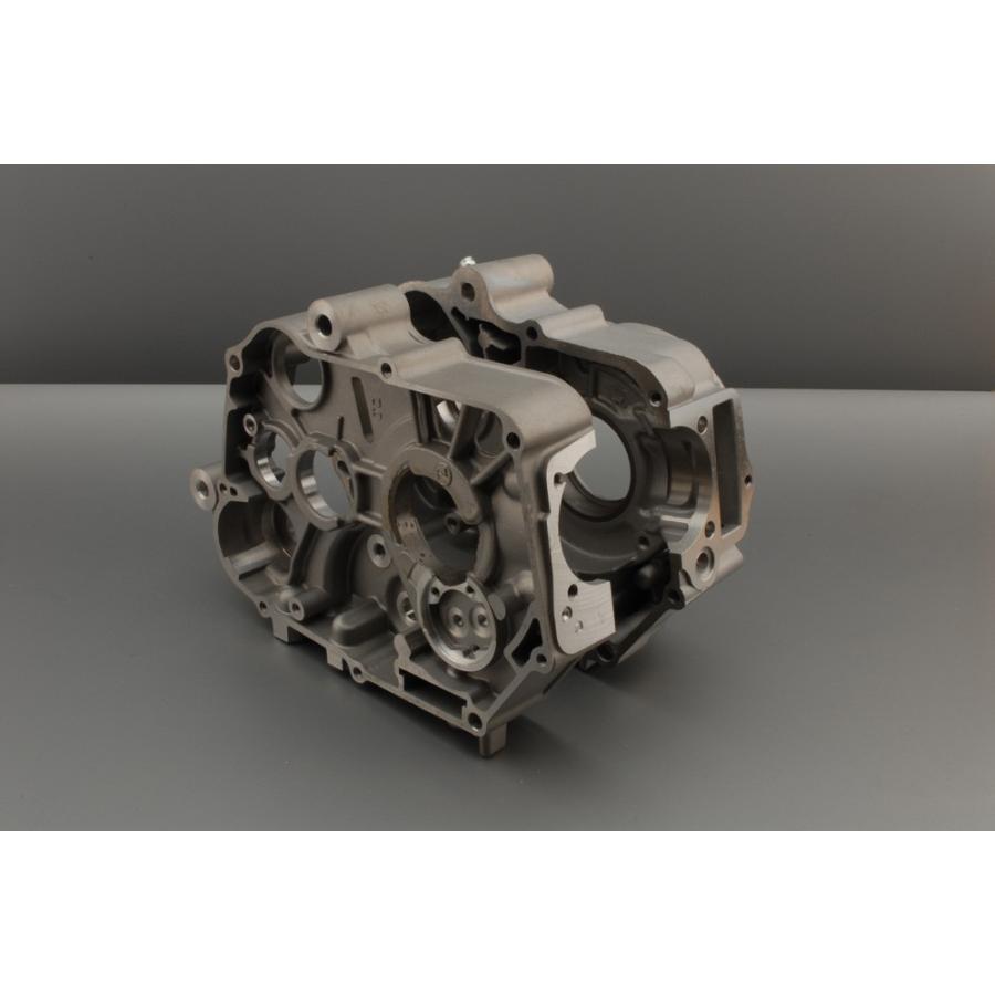 GPX125クランクケース左右 S09 : モダンワークス - 通販 - Yahoo