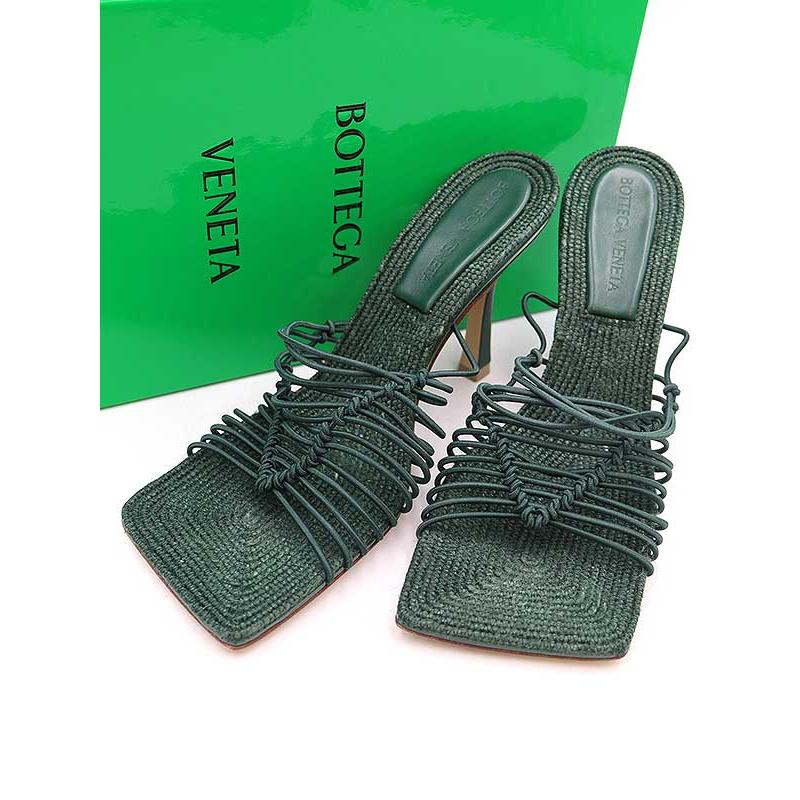 BOTTEGA VENETA ボッテガヴェネタ スクエアストレッチラフィアミュール