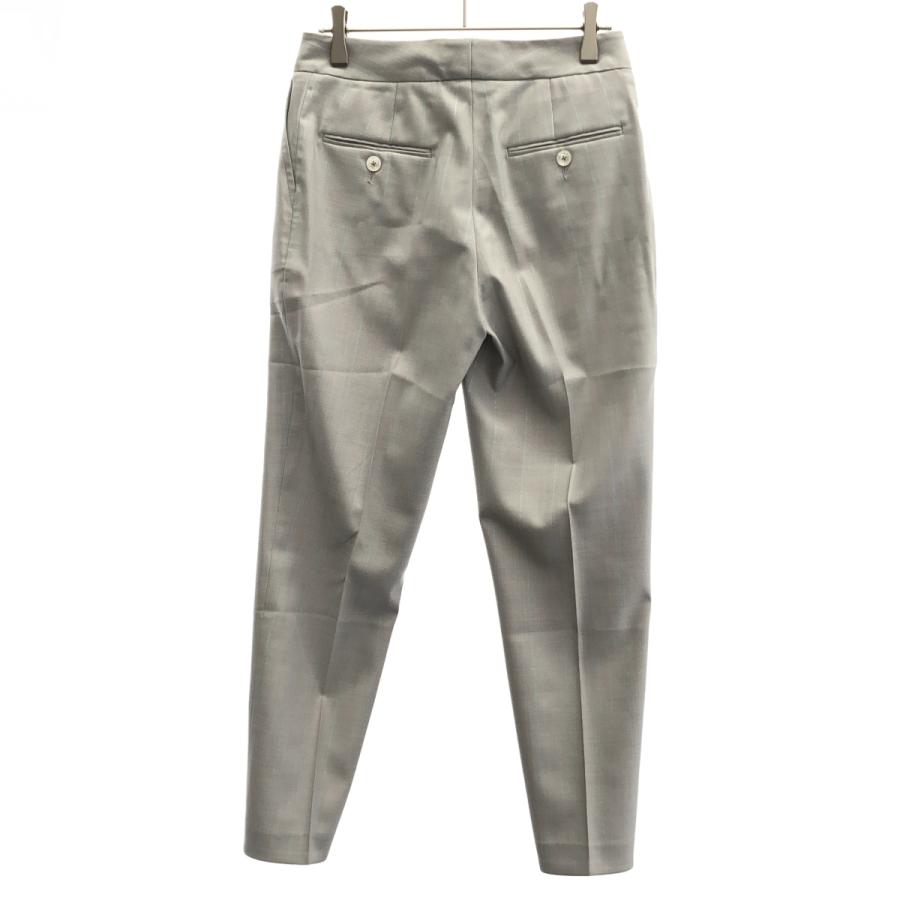 キートン（Kiton） ウールシルクストライプセットアップスーツ ライト