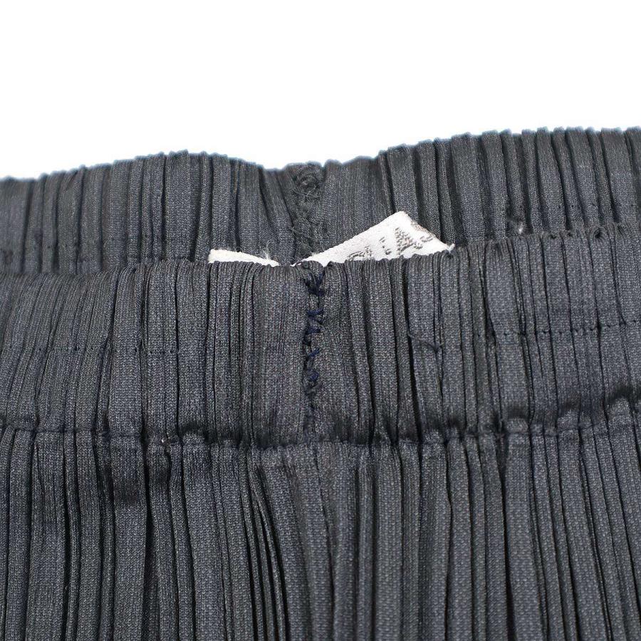 プリーツプリーズ PLEATS PLEASE ISSEY MIYAKE – isseymiyake.com