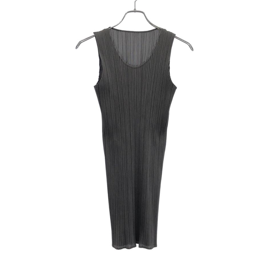 未使用品！プリーツプリーズ　ノースリーブワンピース　イッセイミヤケ　横プリーツ PLEATS PLEASE ISSEY MIYAKE プリーツプリーズ イッセイミヤケ