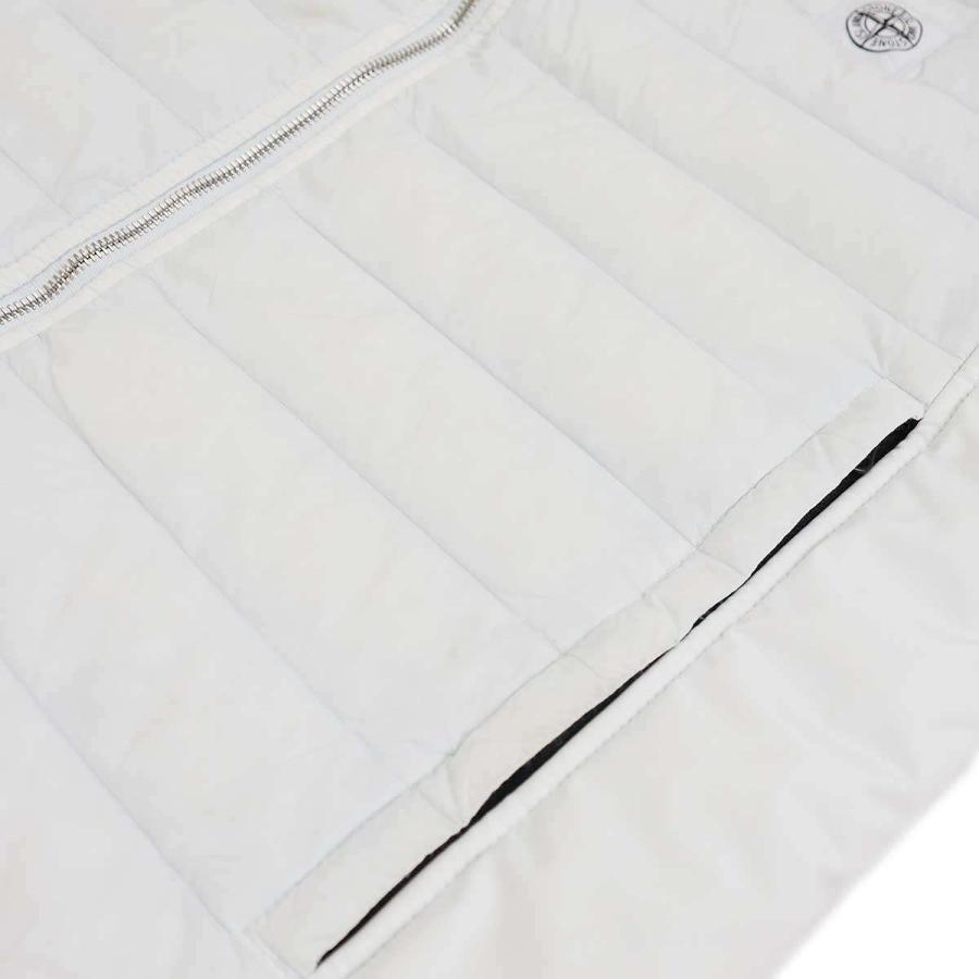 STONE ISLAND（ストーン アイランド） 21SS ライトダウンベスト