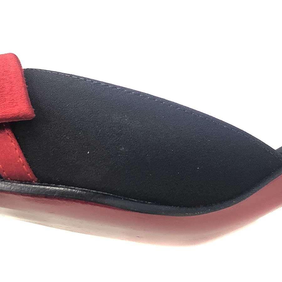 Christian Louboutin クリスチャンルブタン ポインテッドトゥサテン  