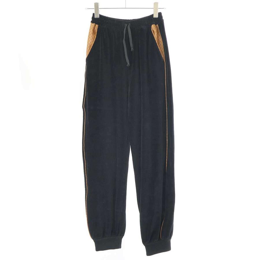 GUCCI ブラック ジョガーパンツ