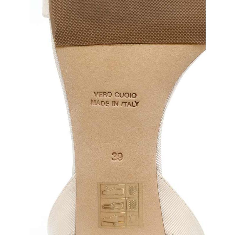 BRENTA ホワイト ストラップサンダル セール】 BRENTA ローヒールストラップサンダル （サンダル