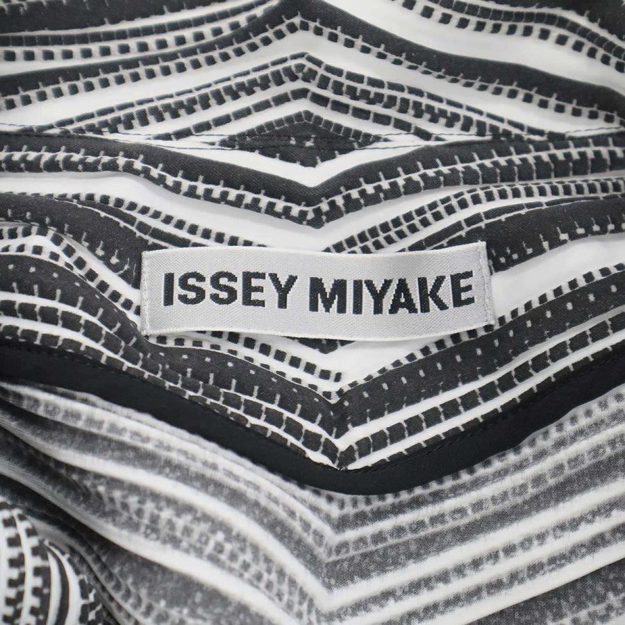 ISSEY MIYAKE（イッセイミヤケ） 19AW 3Dスチームストレッチプリーツ