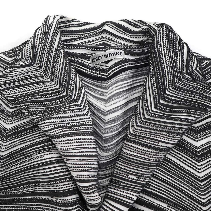 ISSEY MIYAKE（イッセイミヤケ） 19AW 3Dスチームストレッチプリーツ