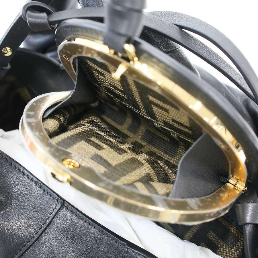 FENDI（フェンディ） Spy Small Bag スパイ スモール レザーショルダー 