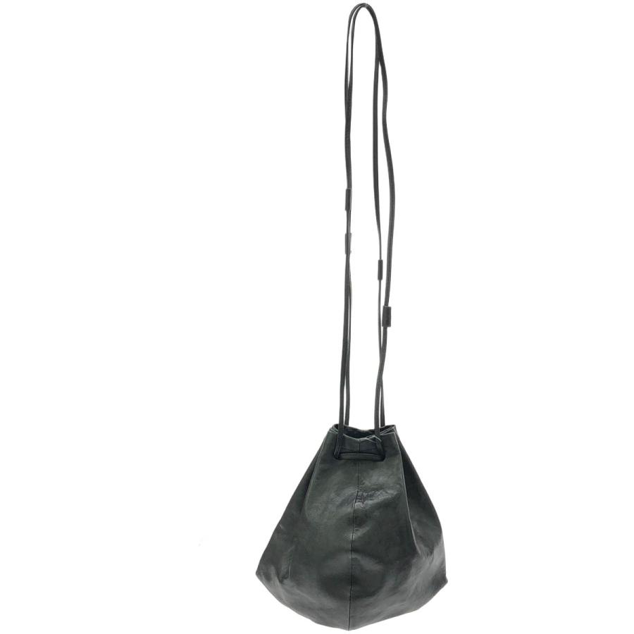 pelleq ペレック レザーショルダーバッグ ブラック ー ITAB9DW0MONE 