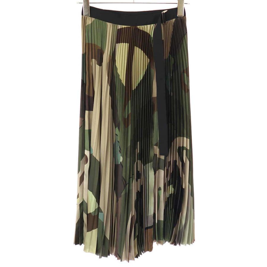 sacai × KAWS サカイ カウズ 21AW Print Satin Skirt マルチ sacai × KAWS サカイ カウズ 21AW Print Satin Skirt マルチ