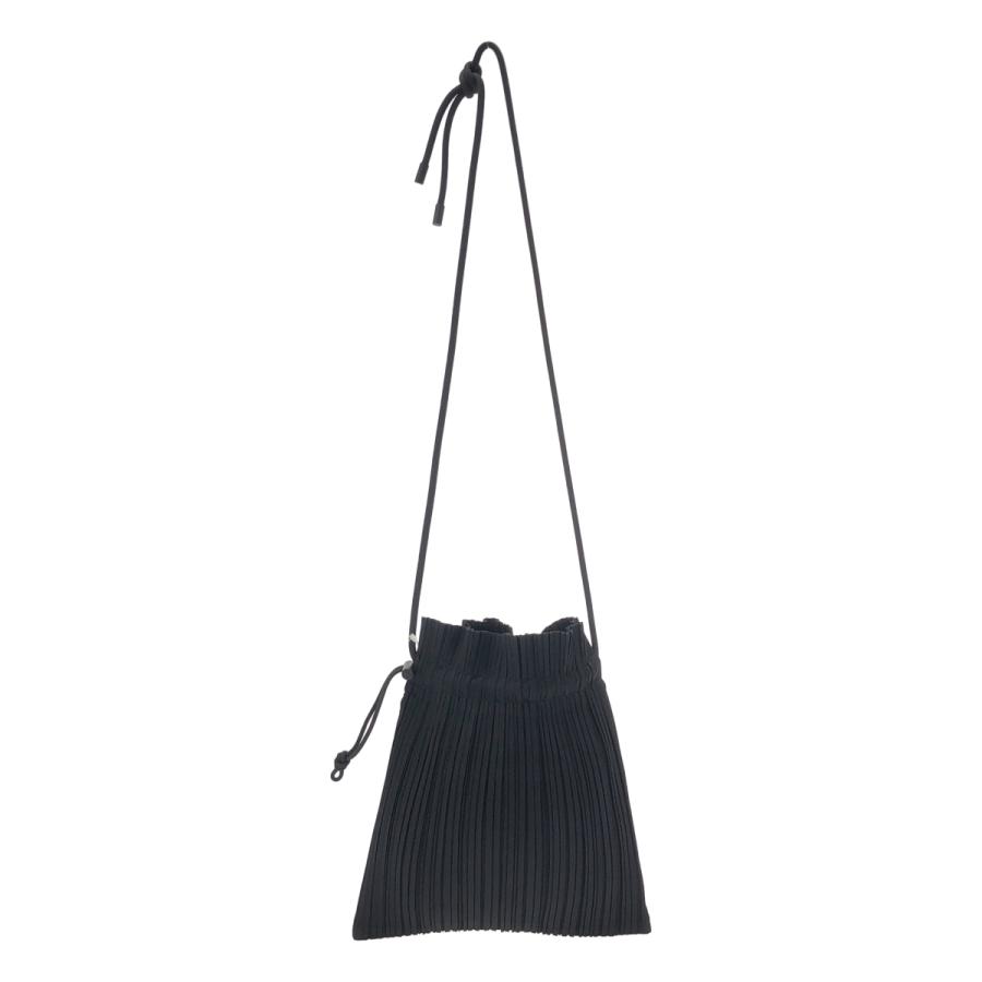 プリーツプリーズ　イッセイミヤケ　ブラックベスト　PLEATS PLEASE PLEATS PLEASE ISSEY MIYAKE - PLEATS PLEASE(プリーツプリーズ