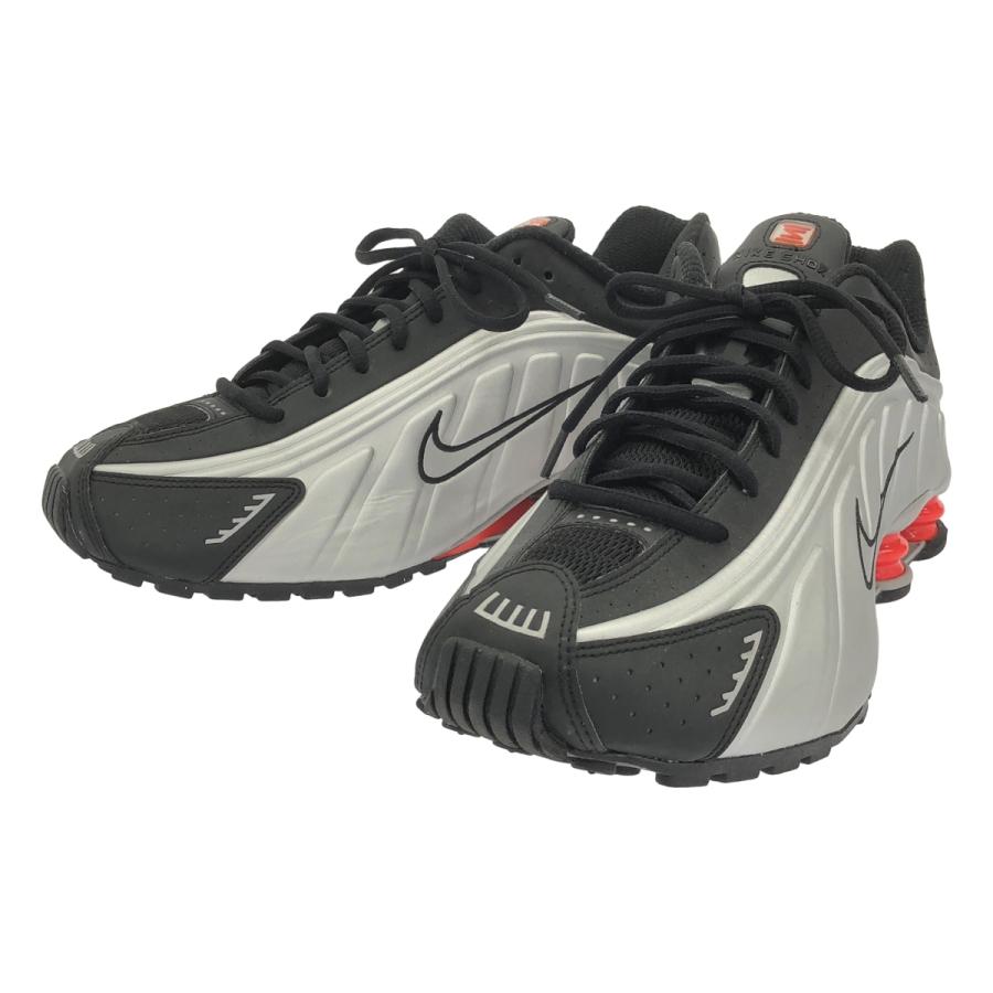 NIKE（ナイキ） SHOX R4 BLACK/METALLIC SILVER-MAX ORANGE スニーカー