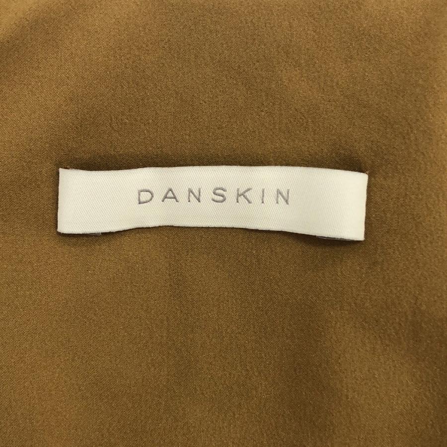 DANSKIN（ダンスキン） アリッサインサレーションジャケット DC323304