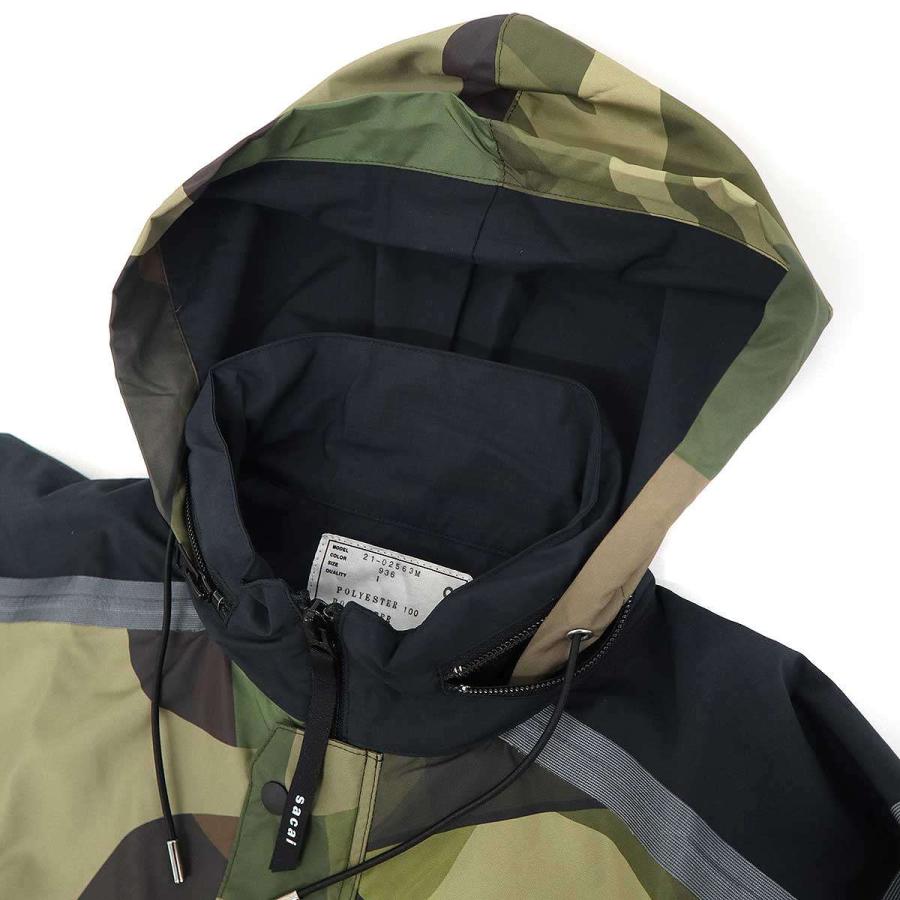sacai×KAWS サカイ×カウズ Packable Blouson パッカブルブルゾン パーカー 21-02563M カーキ 1 sacai（サカイ） sacai×KAWS サカイ×カウズ Packable Blouson