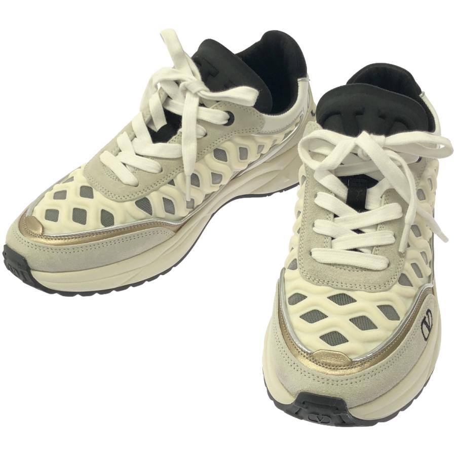 VALENTINO GARAVANI（ヴァレンティノ ガラヴァーニ） ヴァレンティノ