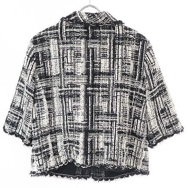 シャネル　CHANEL ツイードジャケット　ココボタン　ホワイト×ブラック CHANEL シャネル ツイードジャケット ココマークボタン