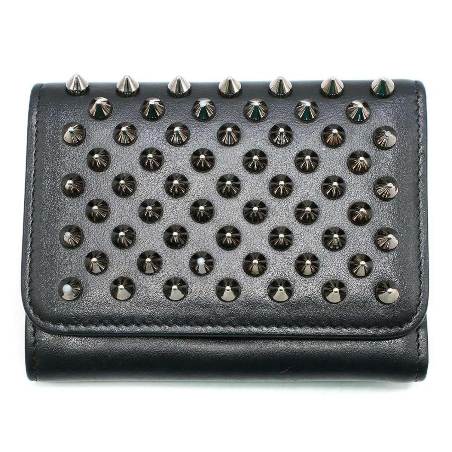 ⭐️新品未使用⭐️ クリスチャンルブタン　スパイクスタッズ三つ折り財布　ベージュ ⭐️新品未使用⭐️ クリスチャンルブタン スパイクスタッズ三