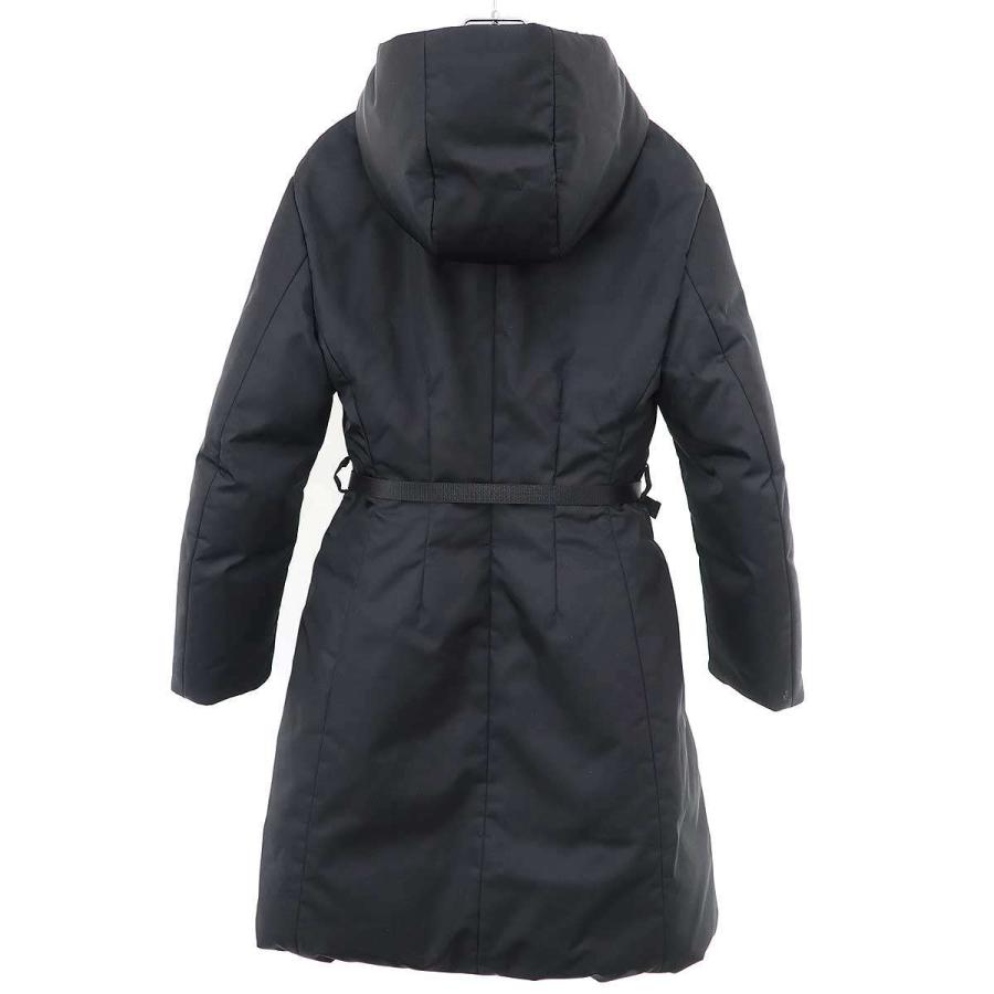 PRADA（プラダ） 22AW RE-NYLON ロゴプレート ダウンコート 292077