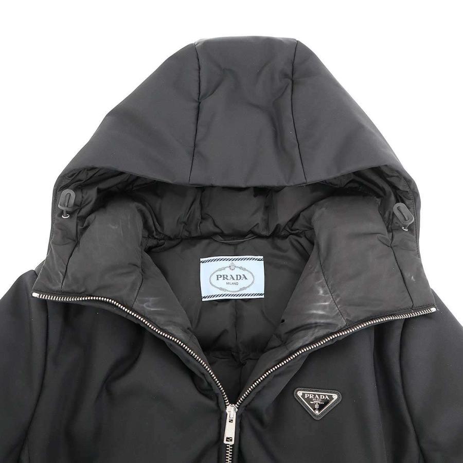PRADA（プラダ） 22AW RE-NYLON ロゴプレート ダウンコート 292077