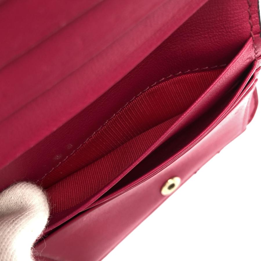 VALENTINO ヴァレンティノ コンパクトラウンドジップスタッズウォレット 財布  ピンク VALENTINO（ヴァレンティノ） コンパクトラウンドジップスタッズ