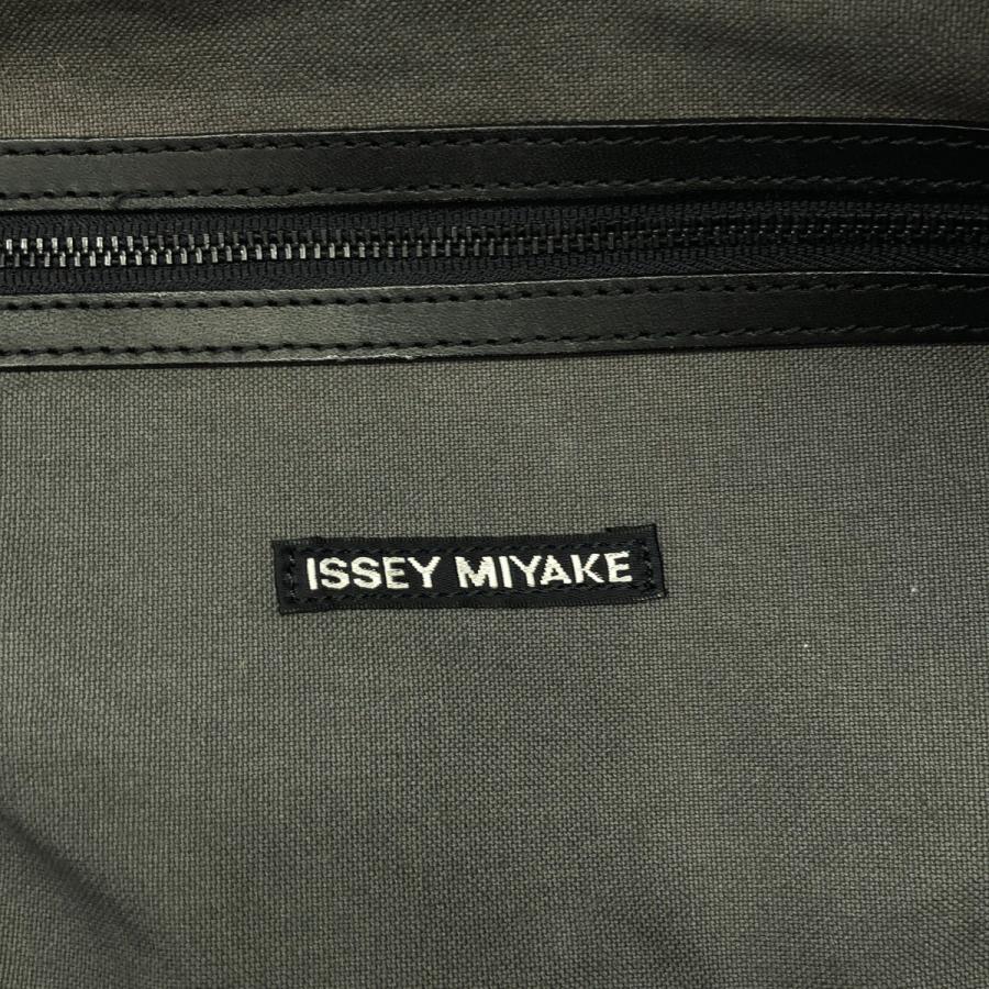 ISSEY MIYAKE（イッセイミヤケ） レザーキャンバスボストンバッグ