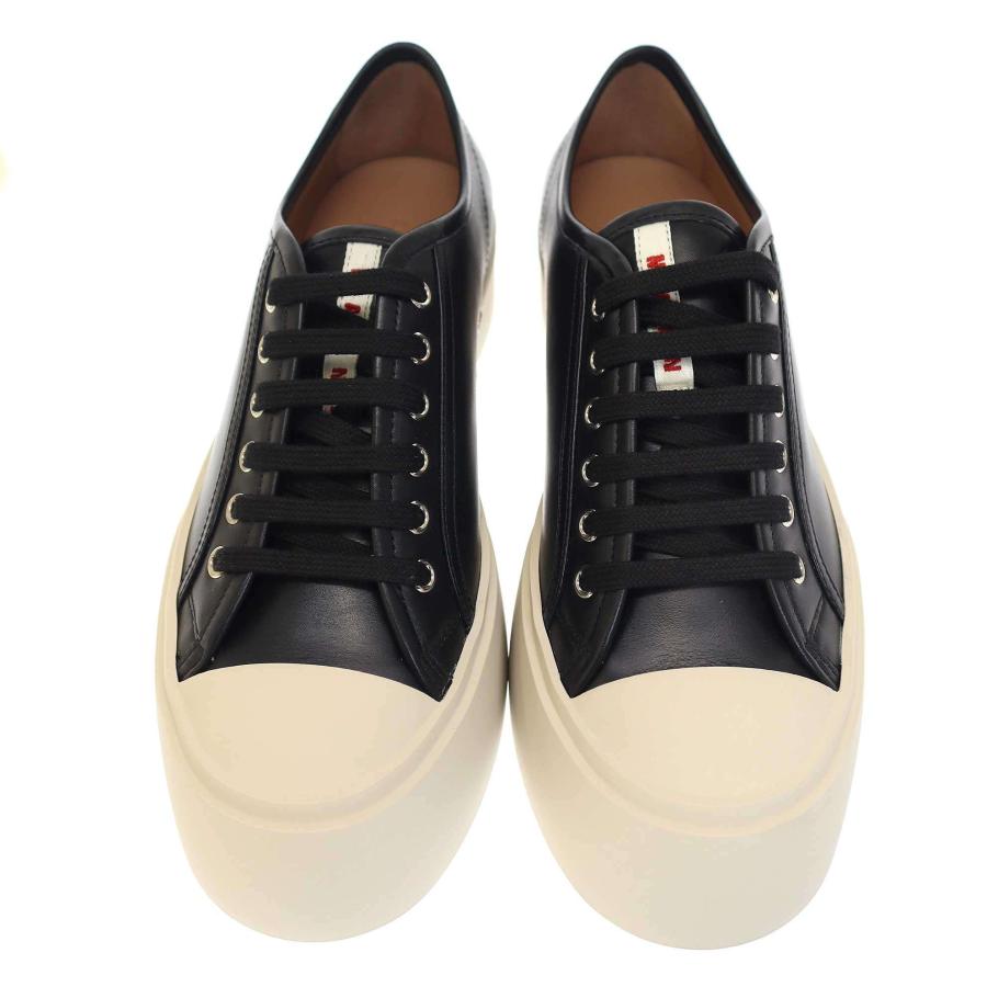 MARNI（マルニ） 24SS PABLO レースアップスニーカー SNZU002002 