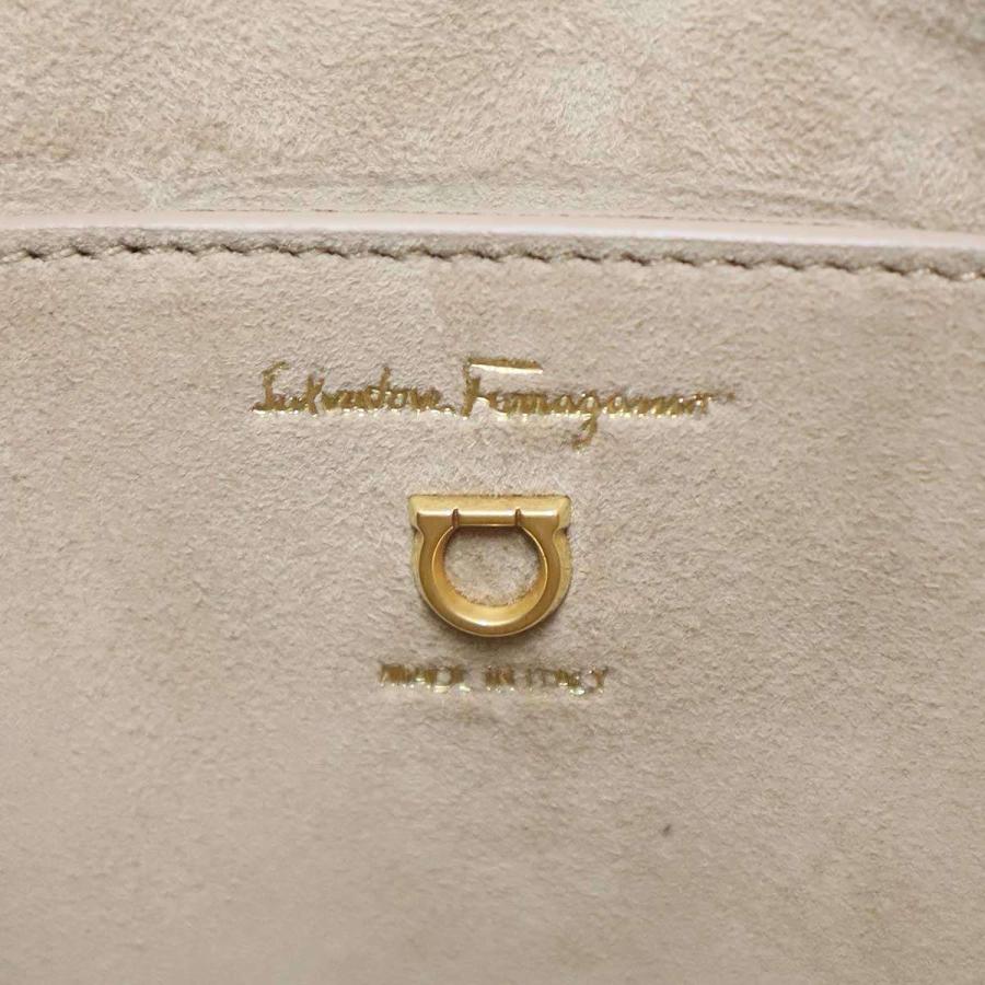 Salvatore Ferragamo サルバトーレ フェラガモ Maxi Gancio Shoulder Bag レザーショルダーバッグ  グレー FERRAGAMO（フェラガモ） Salvatore Ferragamo サルバトーレ Maxi
