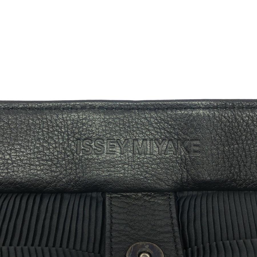 希少✨ イッセイミヤケ ハンドバッグ ブラック レザー トートバッグ 黒 i.s. ISSEY MIYAKE(アイエス イッセイミヤケ) 80's leather triangle