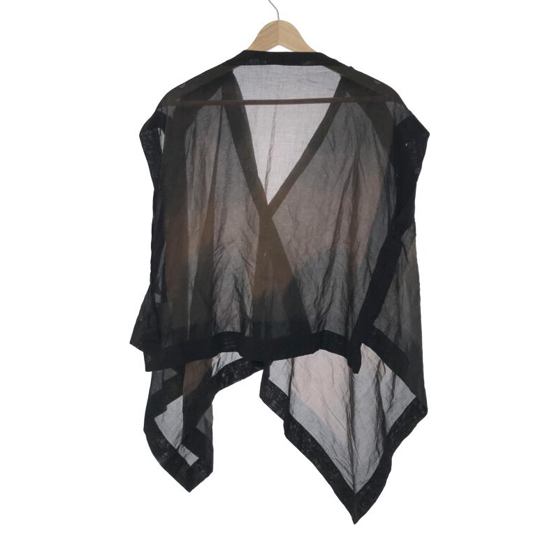 ISSEY MIYAKE イッセイミヤケ　タンクトップ　レディースグラデーション ISSEY MIYAKE イッセイミヤケタンクトップレディースグラデーション