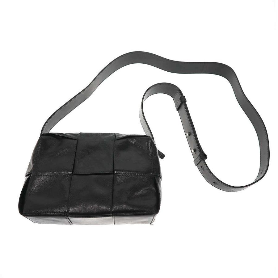 BOTTEGA VENETA（ボッテガ・ヴェネタ） Arco Camera Bag Small