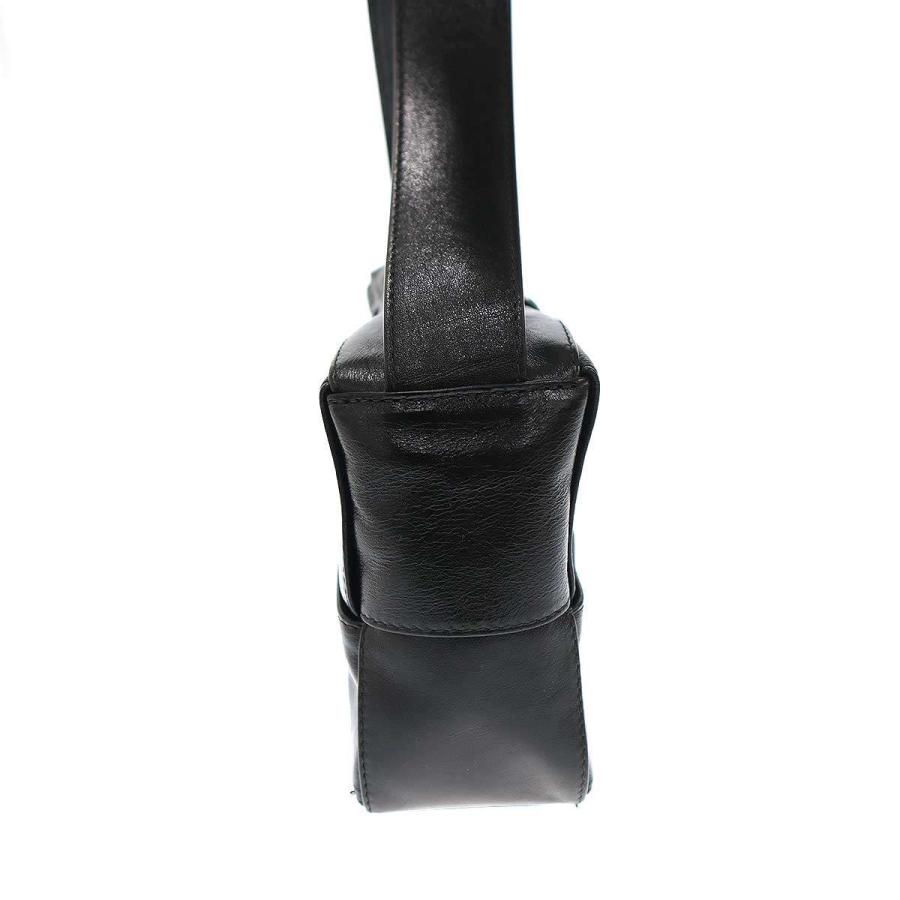 BOTTEGA VENETA（ボッテガ・ヴェネタ） Arco Camera Bag Small