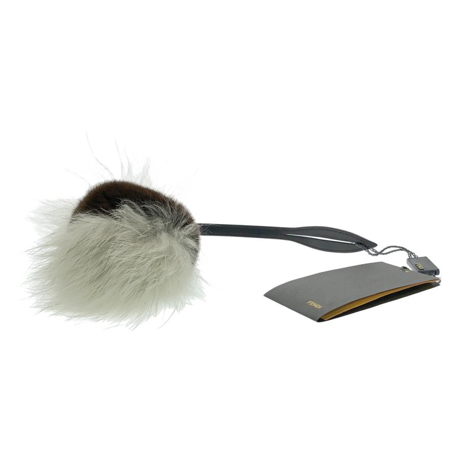 FENDI（フェンディ） ファーチャーム 7AR362 ブラウン ホワイト
