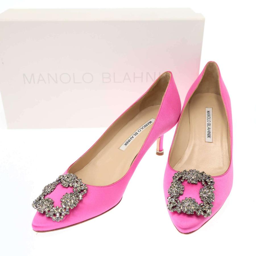 MANOLO BLAHNIK（マノロブラニク） HANGISI SATIN PUMPS ビジュー