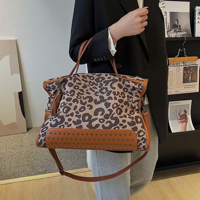 レオパード バッグ ヒョウ 豹 ヒョウ柄 ショルダーバッグ トート レオパード バッグ ヒョウ 豹 ヒョウ柄 ショルダーバッグ トート