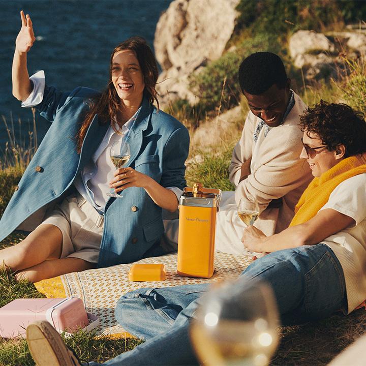 Veuve Clicquot <再入荷 数量限定> 正規公式店 ヴーヴ・クリコ Veuve Clicquot <再入荷 数量限定> 正規公式店 ヴーヴ・クリコ
