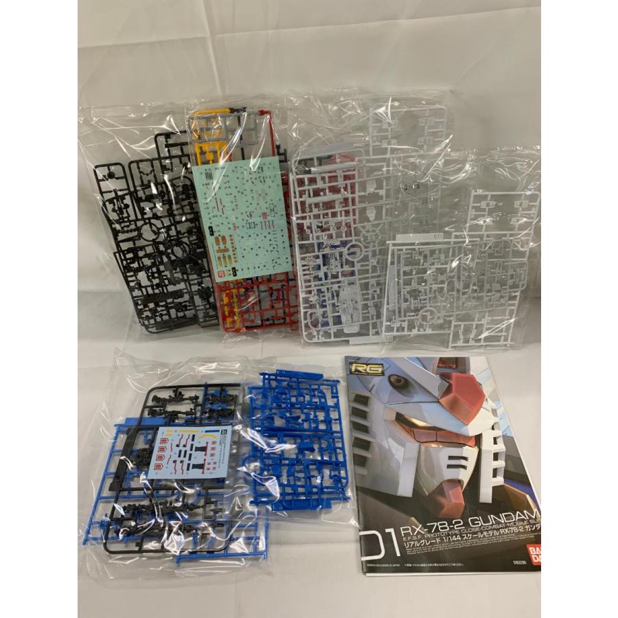【未開封】1/144 RG RX-78-2 ガンダム チームブライトカスタム ガンダムビルドリアル プレミアムバンダイ限定 [5062187の画像