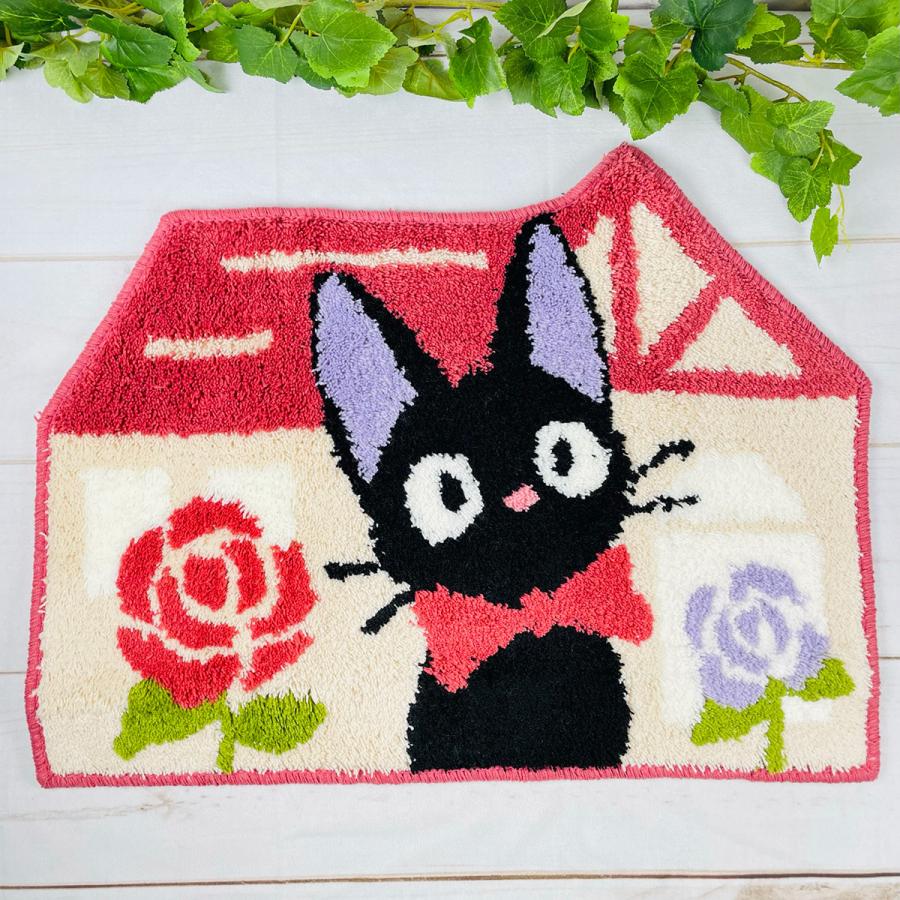 スタジオジブリ 魔女の宅急便 家の形に切り抜いた黒猫ジジのインテリアマット ジジとおうち 00 モフタス ストア ヤフー店 通販 Yahoo ショッピング