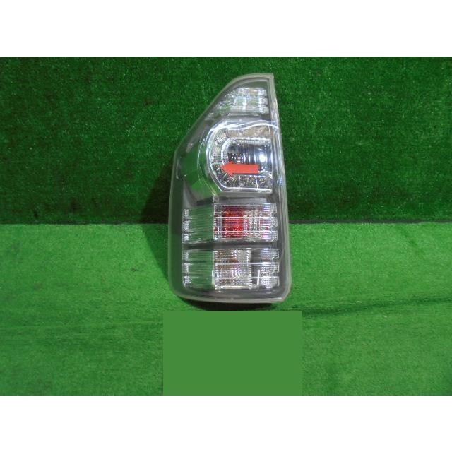 ヴォクシー DBA-ZRR75W 左サイドミラー 87940-28B10 (Mogee EG988 DAA3) : リサイクルパーツモギー66 ...