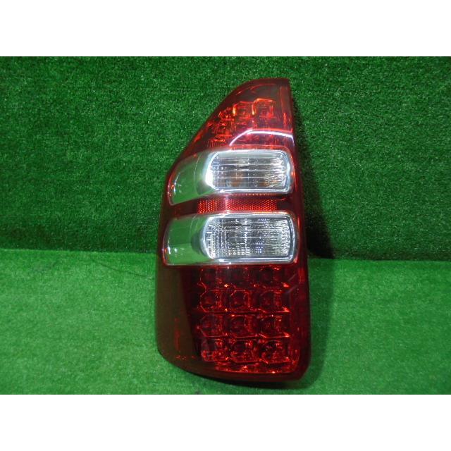 NOAH ノア DBA-ZRR70G 左テールランプ 81561-28550 (Mogee EK984 AAK5