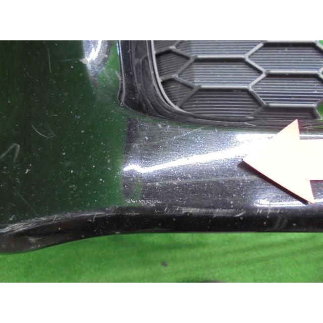 ZRR70 ヴォクシー フロントバンパー パール(211319) ZRR70 ヴォクシー フロントバンパー パール(211319) トヨタ