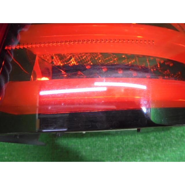 オデッセイ DBA-RC1 右テールランプ 33500-T6A-003 (Mogee EW814 ABJ2