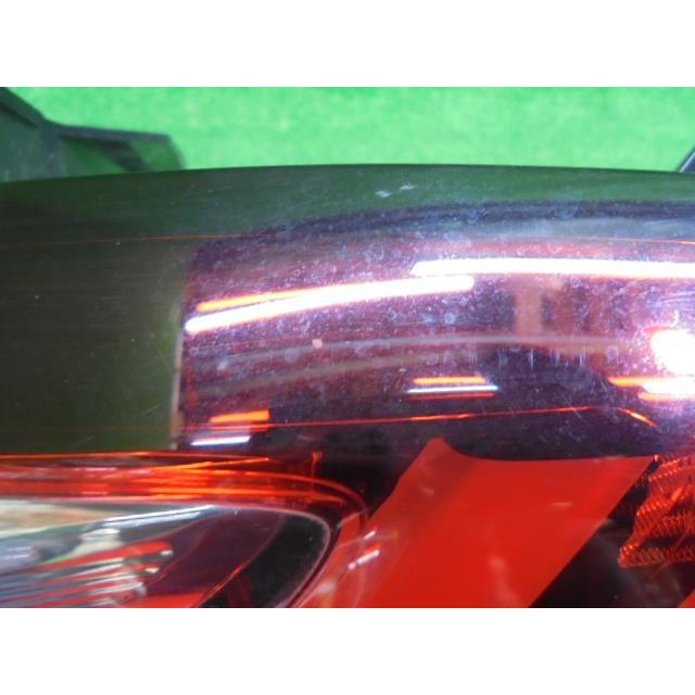 オデッセイ DBA-RC1 右テールランプ 33500-T6A-003 (Mogee EW814 ABJ2